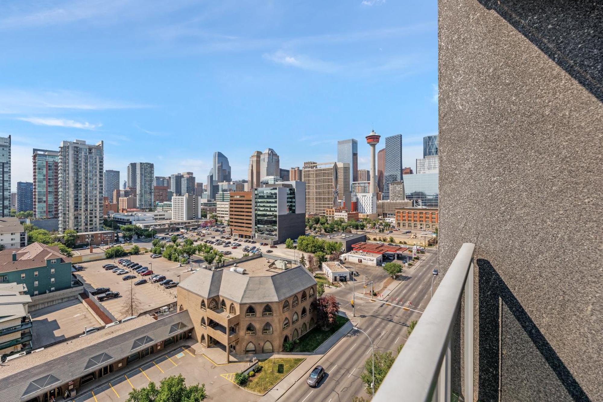 Heart Of Downtown Calgary Spacious Luxury Condo With Stunning Views And Premium Amenities Dış mekan fotoğraf
